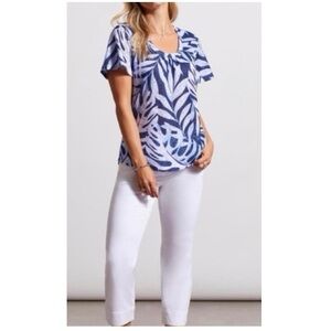 Tribal Flutter Sleeve U Neck Top In Blue Star